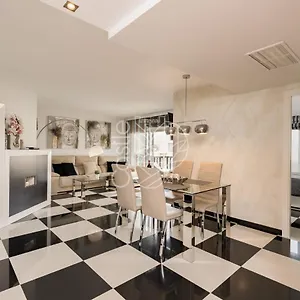 Malaga Puerto Marina Playa Vacacional Luxury Apartment Benalmadena