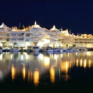 Apartment Puerto Marina, Benalmadena