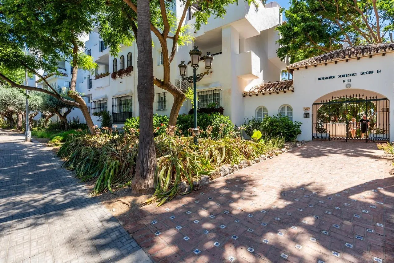 Apartment Pueblo Quinta ベナルマデナ 0*,